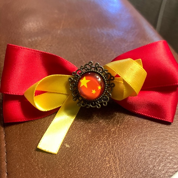 CHINA,CHINESE,PEOPLES  REPUBLIC OF CHINA HAIR BOW - Picture 1 of 5